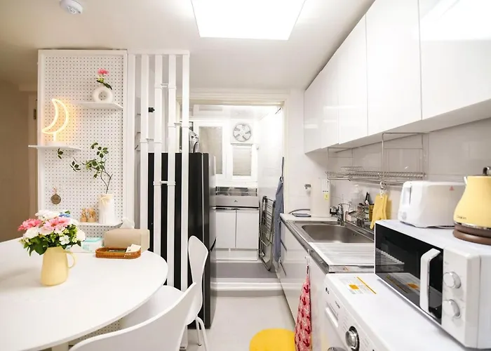 Jamwon 신사역5분 강남 Seoul